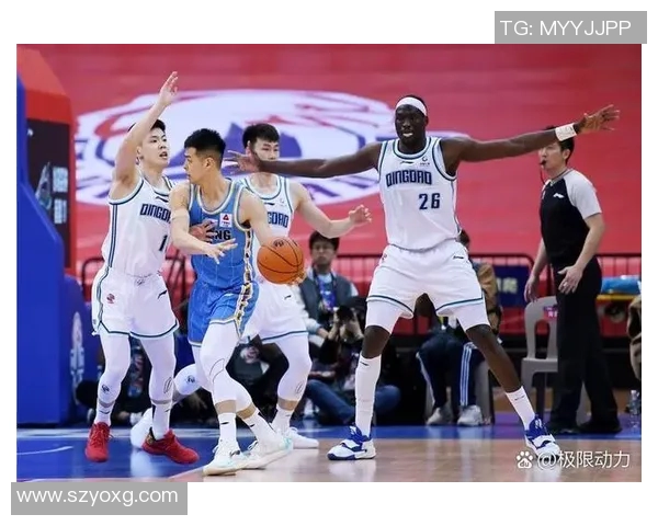 赛后分析:上海篮球队与北京篮球队的精彩对决与战术反思 赛后分析:上海篮球队与北京篮球队的精彩对决与战术反思