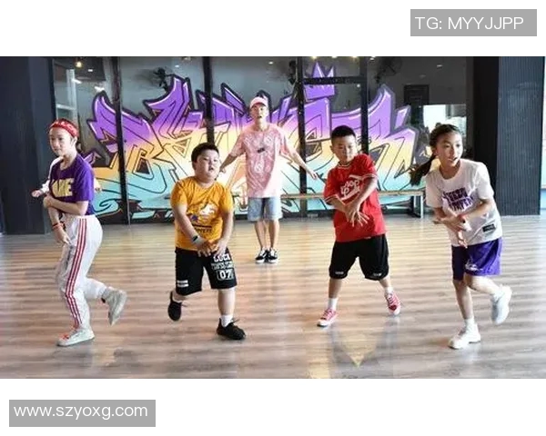 上海街舞队区域防守革新探索与实践的深度分析与启示 上海街舞队区域防守革新探索与实践的深度分析与启示